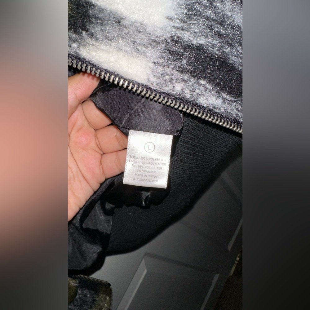 Jacket - Picture 4 of 5